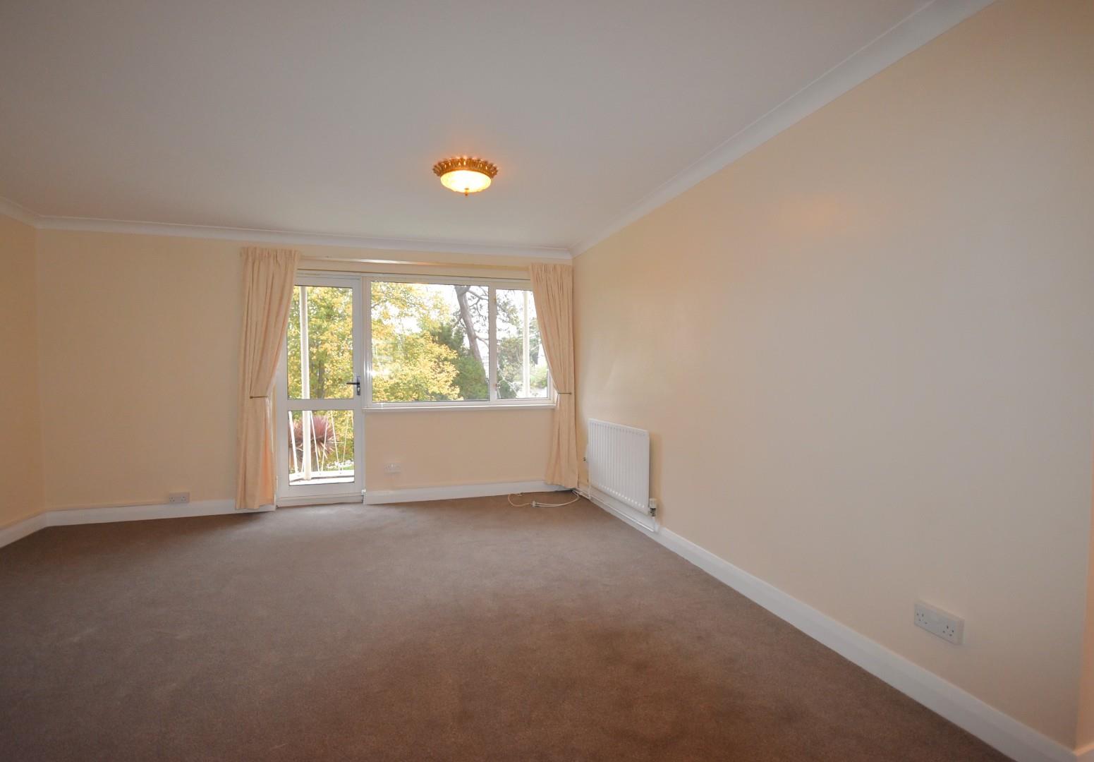 15 Albany Court, Beach Road, Penarth, CF64 1JU